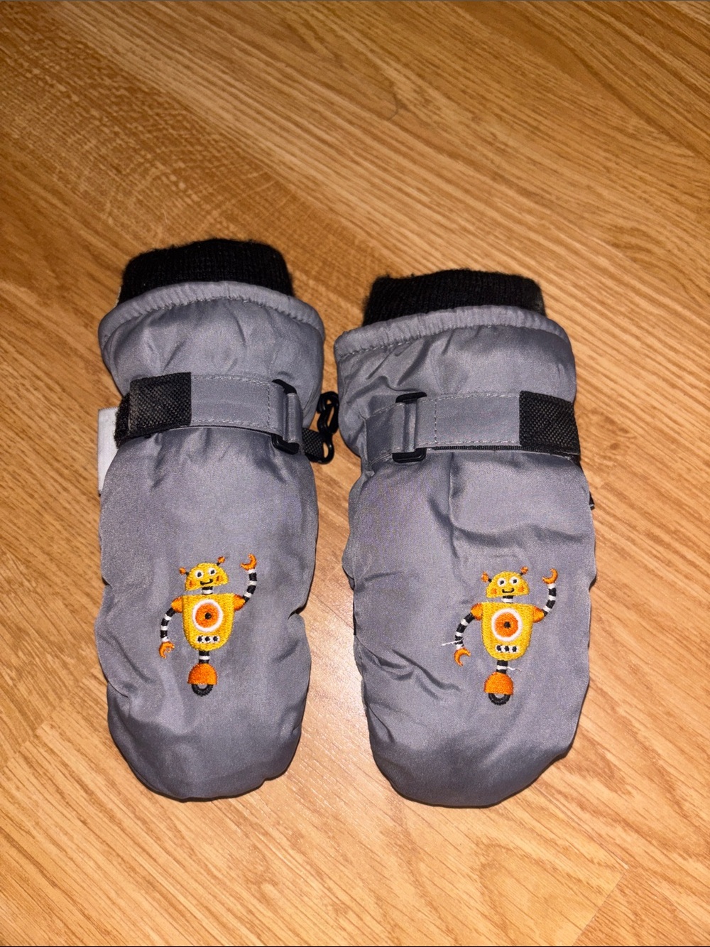 3M Thinsulate Gray Kids Mittens with Orange Robot Embroidery